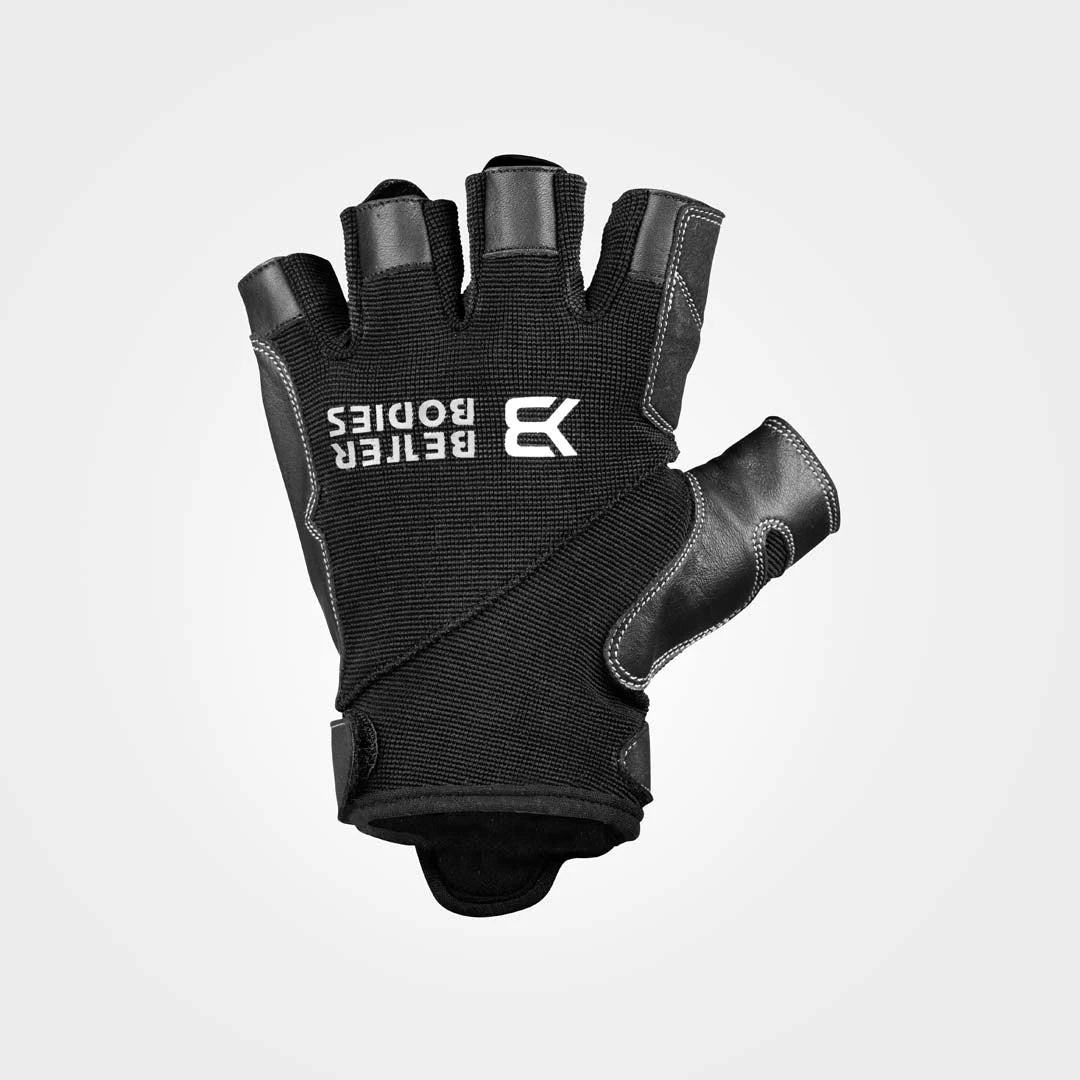 Better Bodies Pro Gym Gloves Black är svarta träningshandskar med halva fingrar, vit logotyp och läderdetaljer., bild 5 av 5