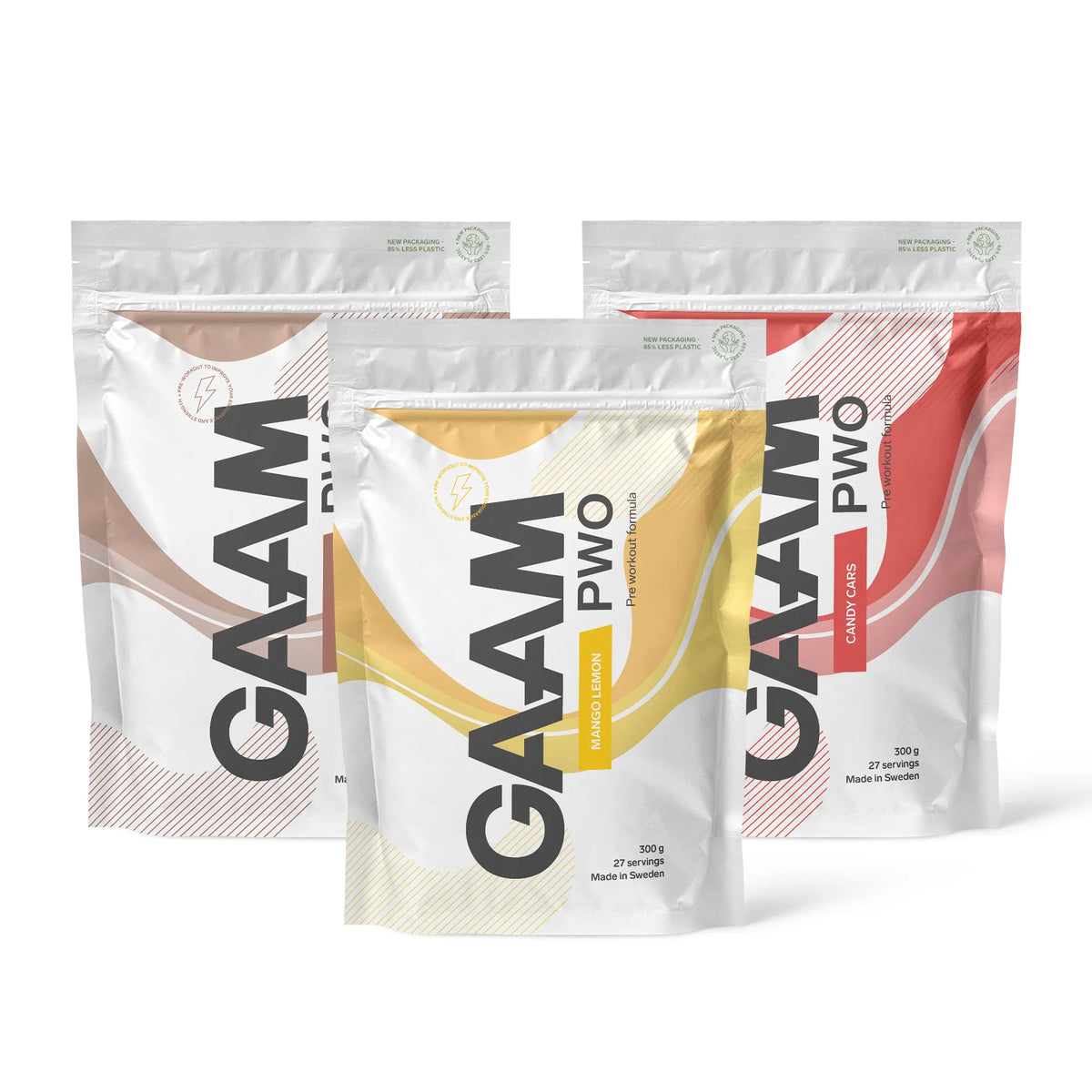 3 x GAAM PWO 300 g prestationshöjare i tre vita påsar med bruna, gula och röda detaljer för olika smaker., bild 1 av 1