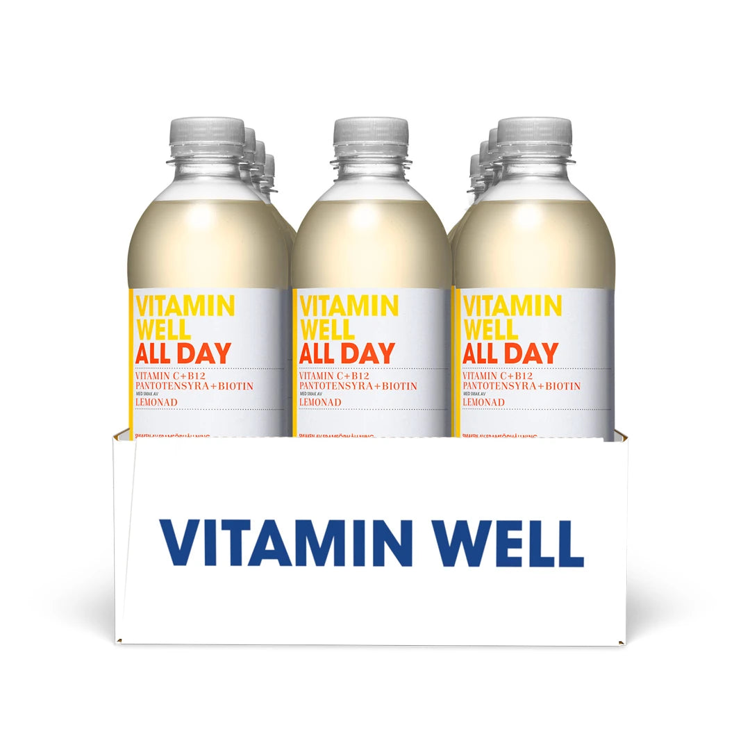 12 x Vitamin Well 500 ml All day i en vit kartong med genomskinliga flaskor och vita etiketter med gula och röda detaljer., bild 1 av 1