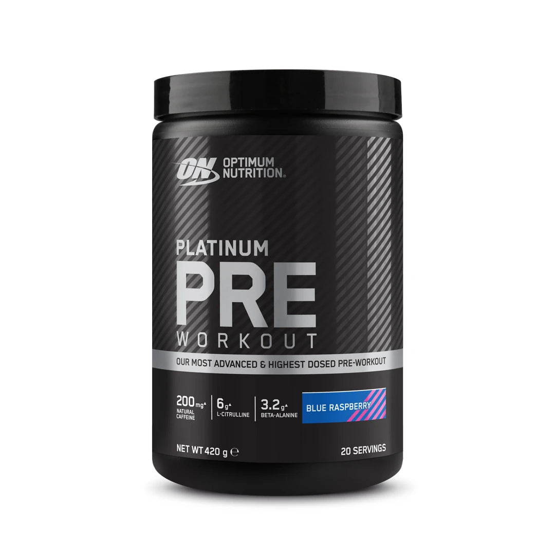 Optimum Nutrition Platinum Pre-Workout 420 g i en svart burk med silvriga detaljer för smaken Blue Raspberry.