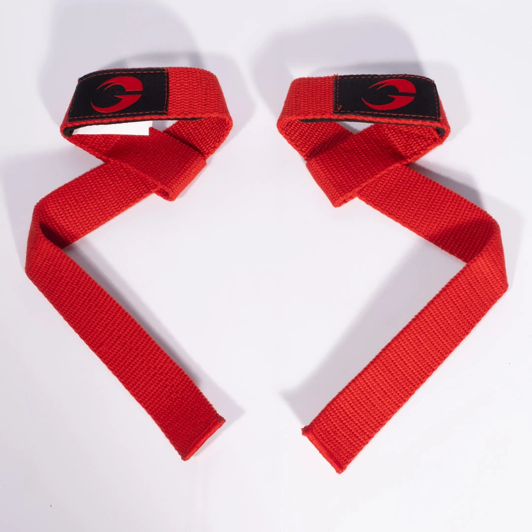 GASP Lifting straps Red/Black är ett par röda dragremmar i kraftig bomull med svarta detaljer., bild 1 av 1