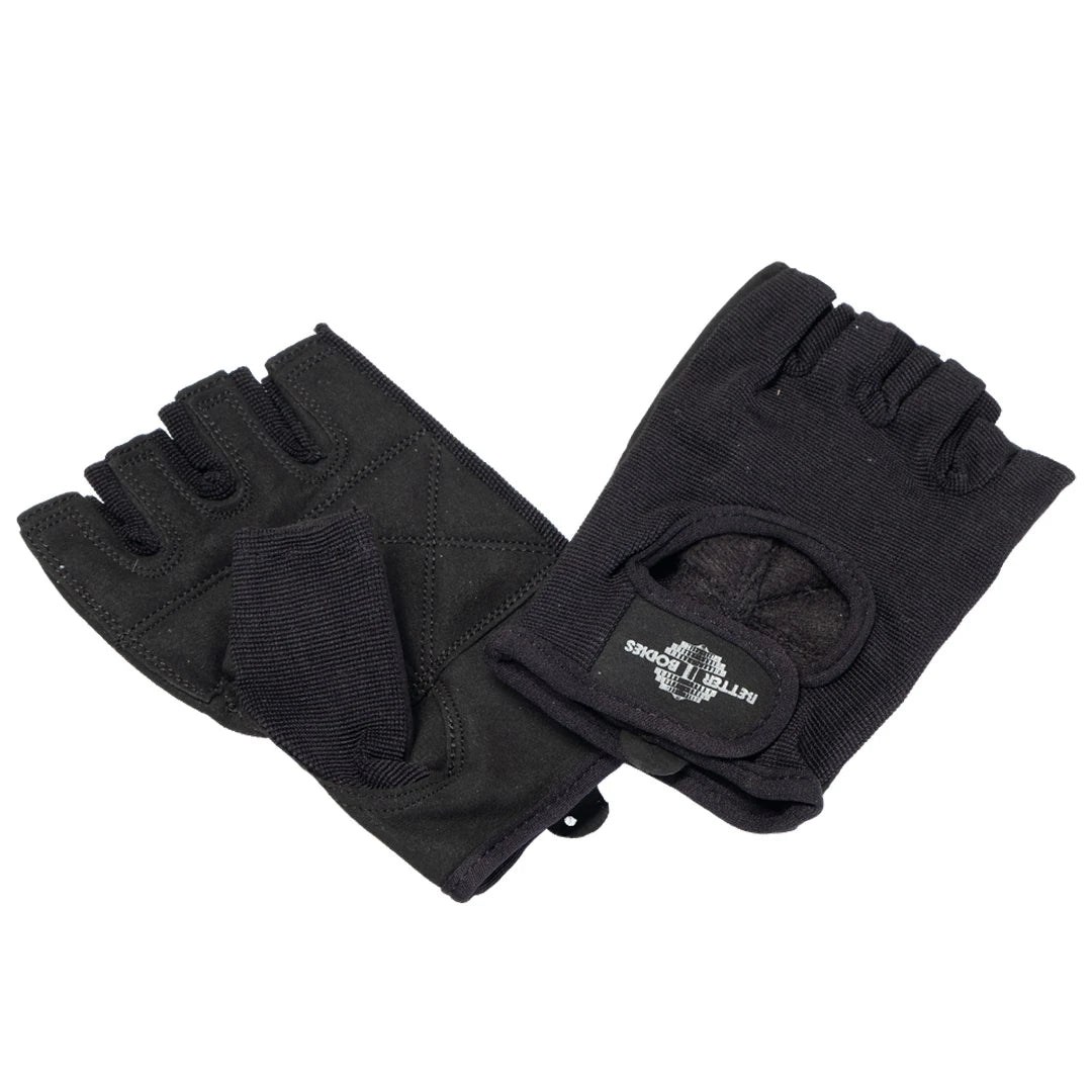 Better Bodies Basic Gym Gloves, svarta träningshandskar i mesh med halvfingerdesign och justerbar kardborre., bild 2 av 5