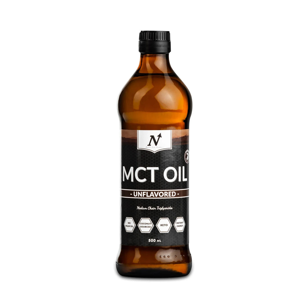 Nyttoteket MCT Oil 500 ml i en skyddande mörk glasflaska med svart etikett och vit text., bild 1 av 1