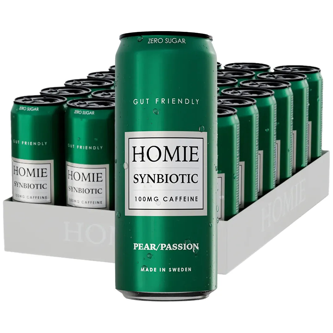 24 x Homie Wake Up Synbiotic 330 ml Pear Passion i ett ljust kartongflak fyllt med mörkgröna burkar., bild 1 av 1