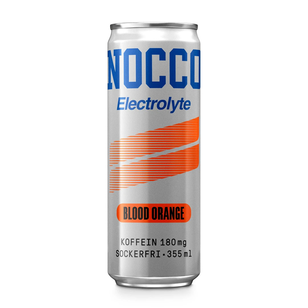 NOCCO Electrolyte 355 ml energidryck i en silverfärgad burk med blå och orange detaljer för smaken Blood Orange.