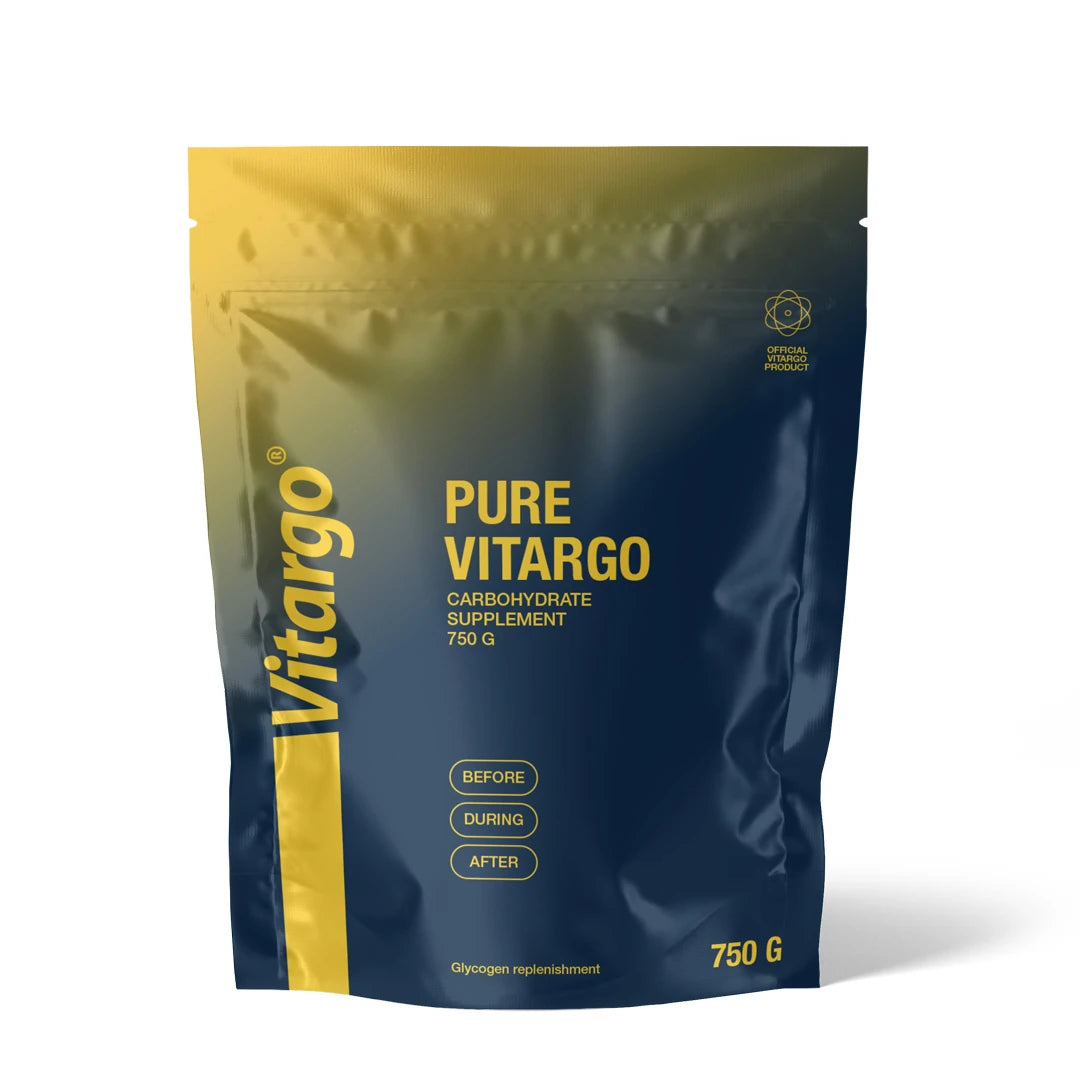 Vitargo Pure 750 g i en mörkblå och gul påse, ett smaklöst kolhydratspulver för snabb energi., bild 1 av 1