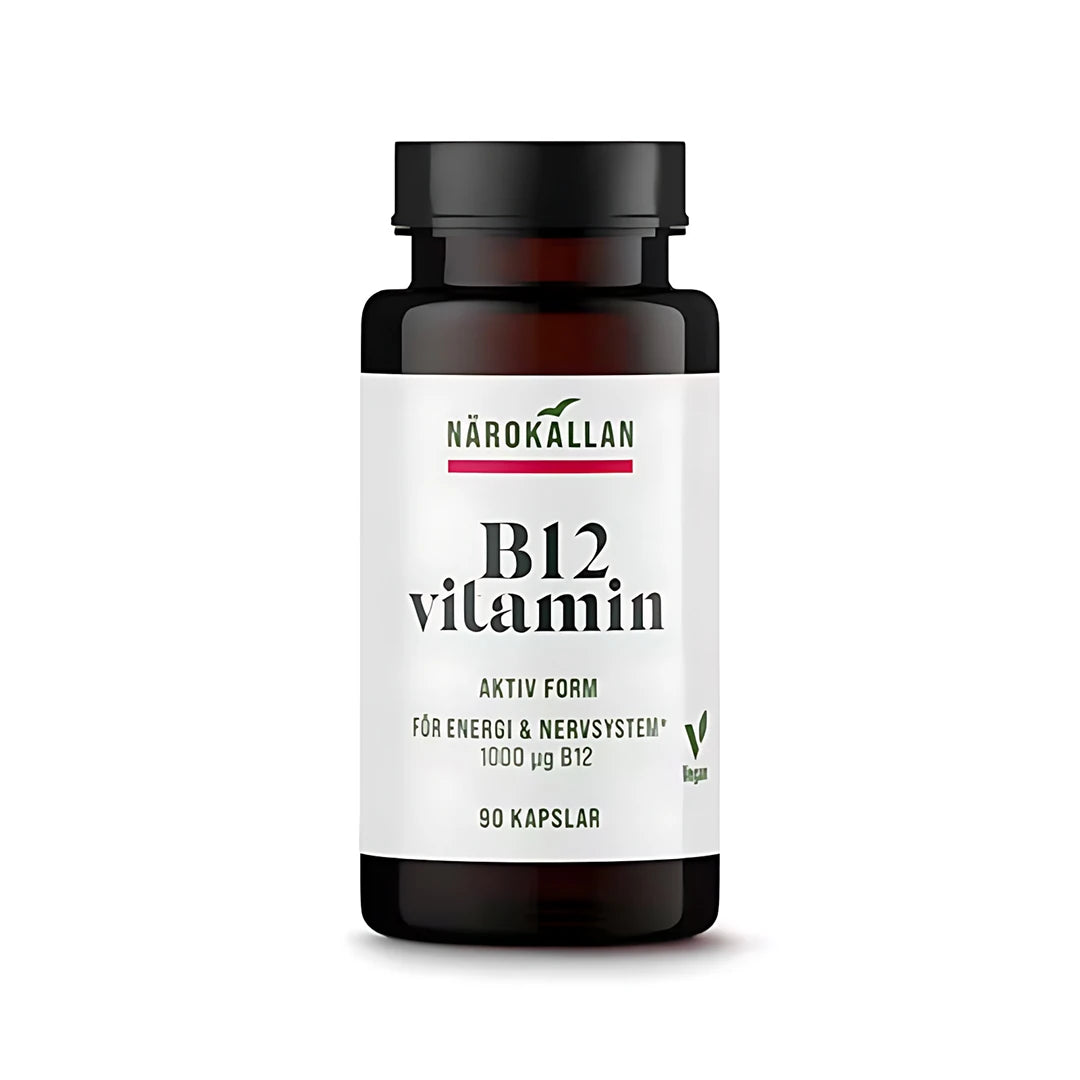 Närokällan B12 1000 mcg 90 caps i en mörkbrun burk med vit etikett och svart skruvlock., bild 1 av 1