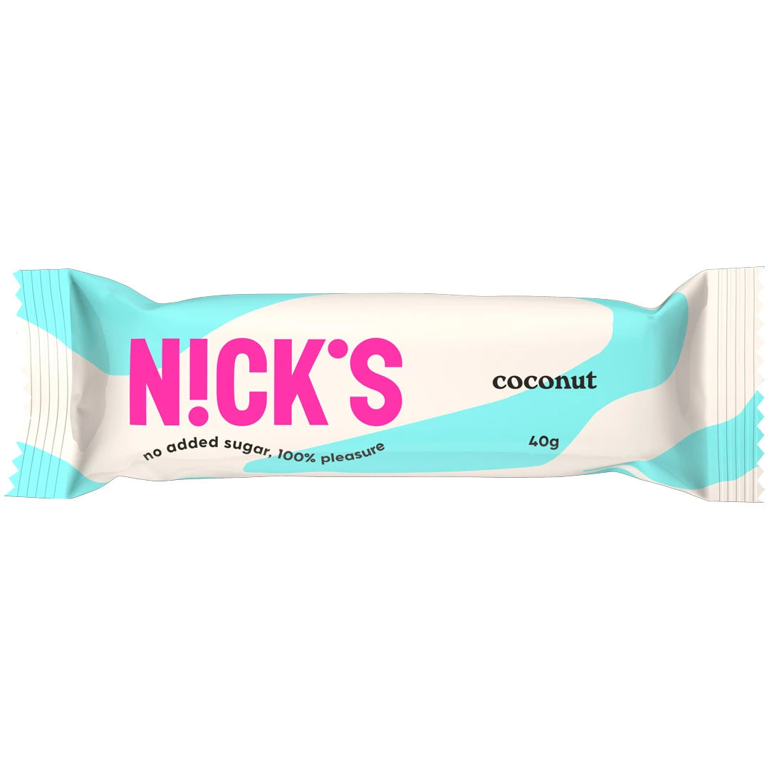 Nicks Coconut 40 g chokladbar i en vit och ljusblå förpackning med stor rosa text., bild 1 av 1