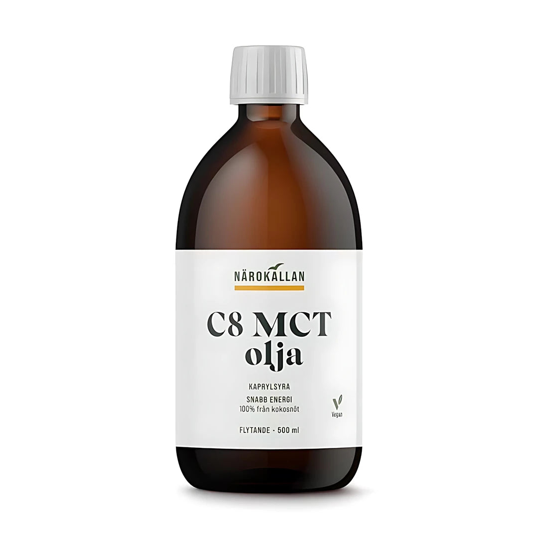 Närokällan C8 MCT Olja 500 ml i en mörk glasflaska med vit etikett och text om snabb energi och kaprylsyra., bild 1 av 1