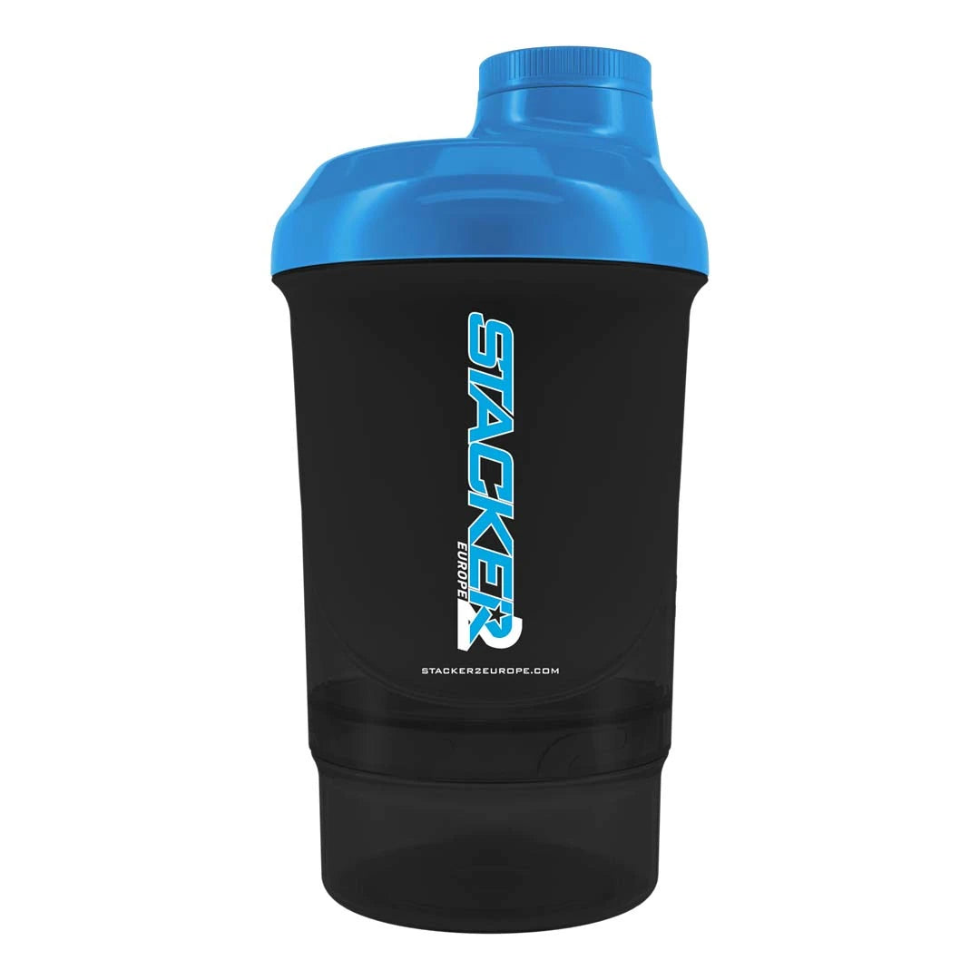 Stacker2 Europe Shaker Bottle 300 ml, en liten svart plastshaker med blått skruvlock., bild 1 av 1