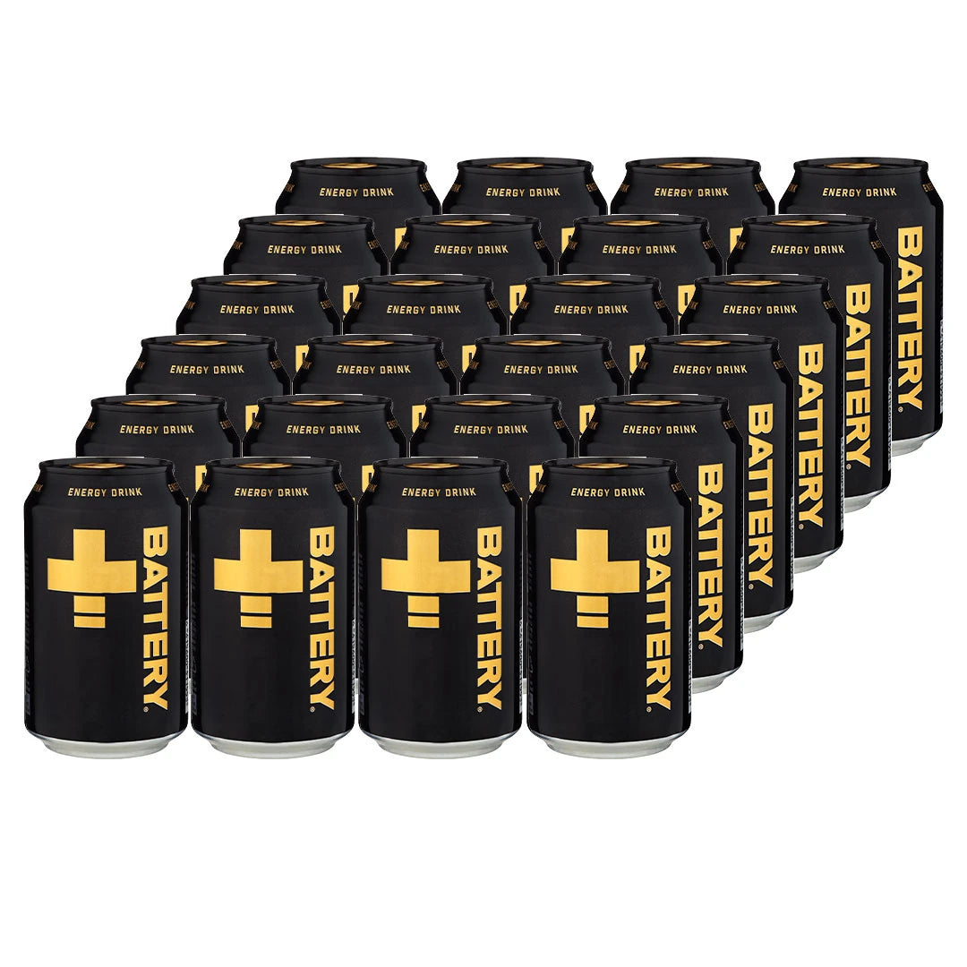 24 x Battery Energy Drink 330 ml 33B uppställda i ett 24-pack av svarta burkar med guldiga detaljer., bild 1 av 1