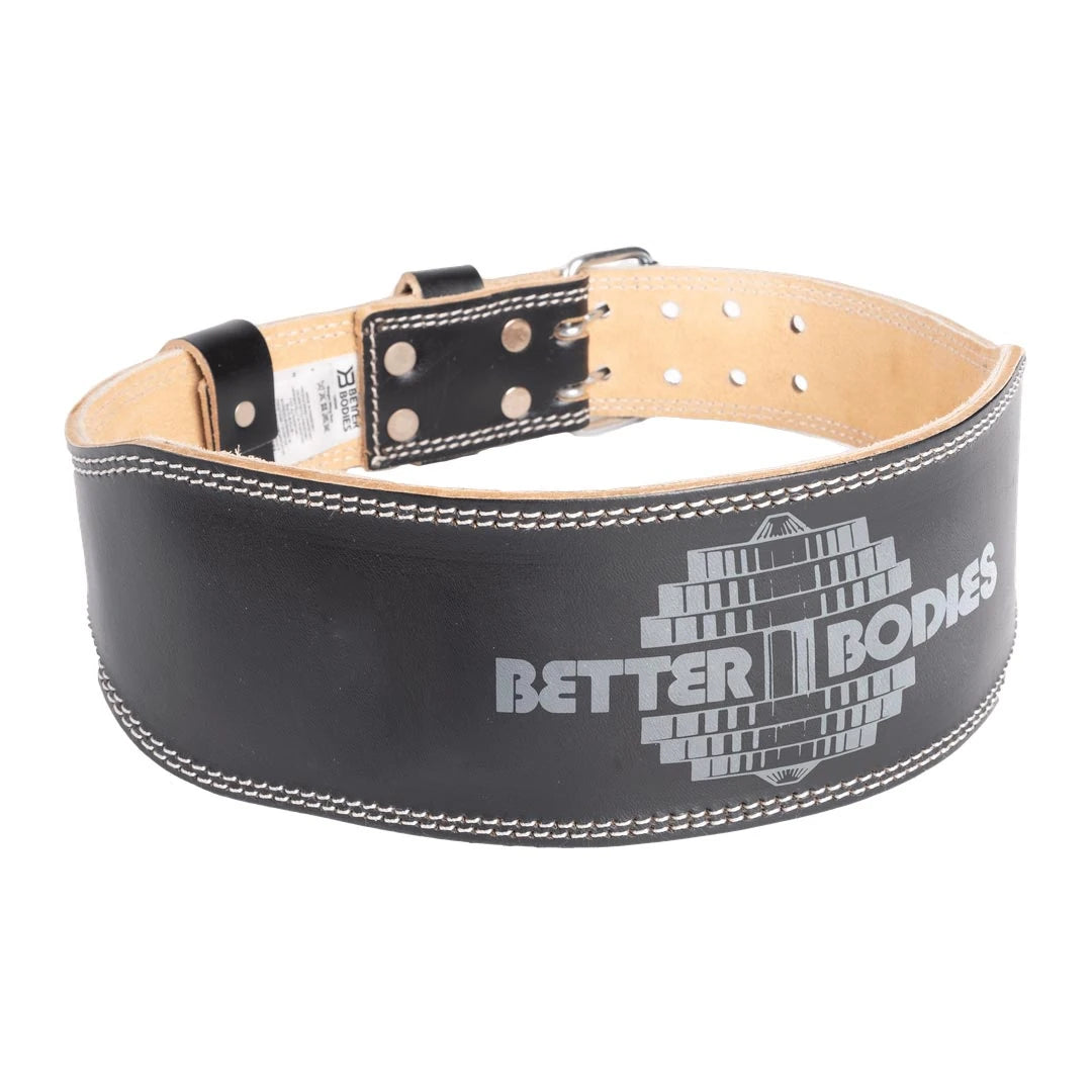 Better Bodies Weight Lifting Belt black träningsbälte i svart läder med stor logga, vita sömmar och metallspänne., bild 4 av 5