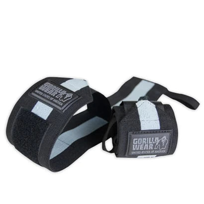 Gorilla Wear Wrist Wraps Ultra, svarta handledslindor med grå ränder, kardborre och tumögla för tunga lyft.