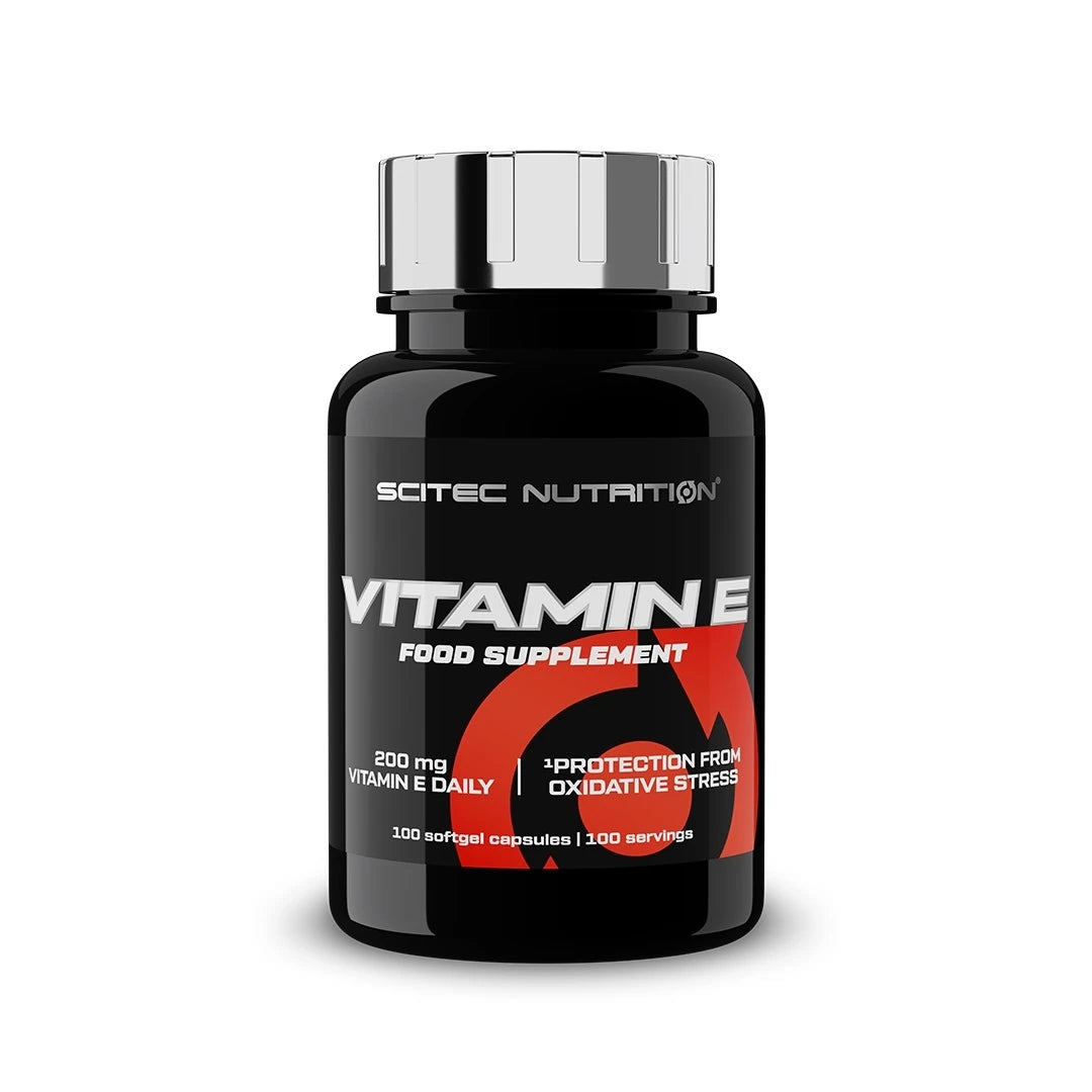 Scitec Nutrition Vitamin E 100 caps i en svart burk med silvrigt lock och etikett med vita och röda detaljer., bild 1 av 1