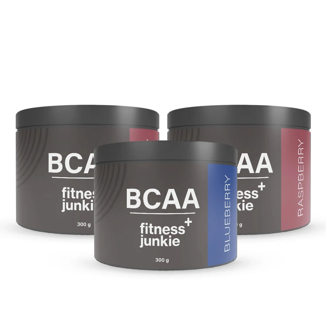 3 x fitnessjunkie BCAA 300 g i tre svarta burkar med färgade etiketter för Blueberry och Raspberry., bild 1 av 1