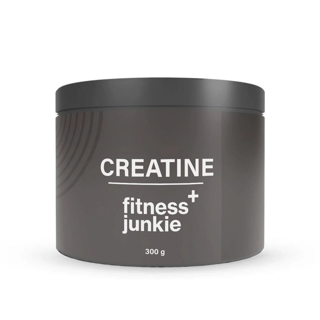 fitnessjunkie Creatine 300 g kreatinpulver förpackat i en mörkgrå burk med svart lock och vit text., bild 1 av 1