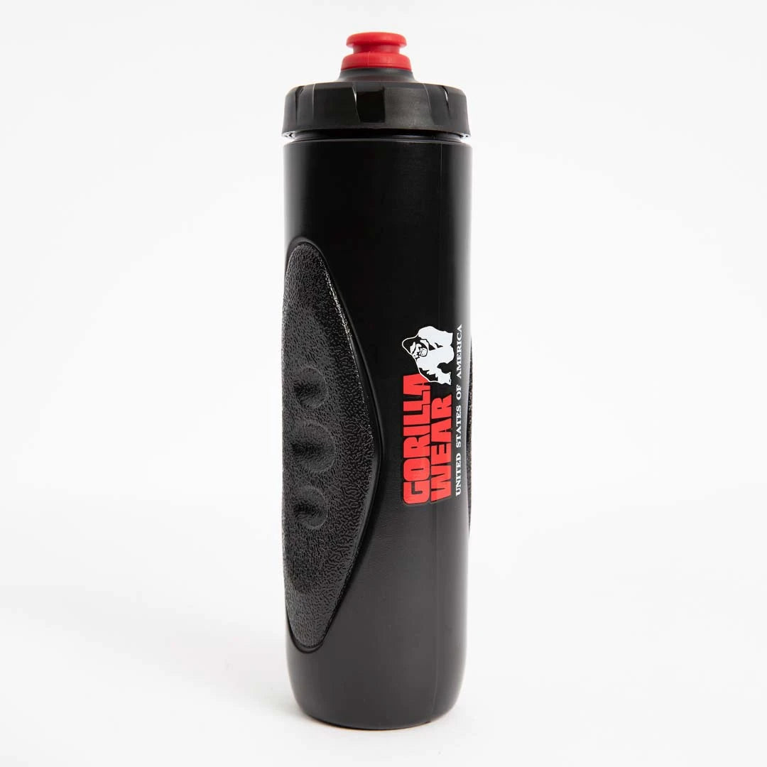 Svart Gorilla Wear Grip Sports Bottle 750 ml vattenflaska i plast med greppvänlig yta och röd detalj på locket., bild 1 av 1